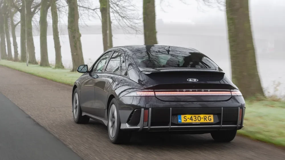 ioniq 6 auto vh jaar 2